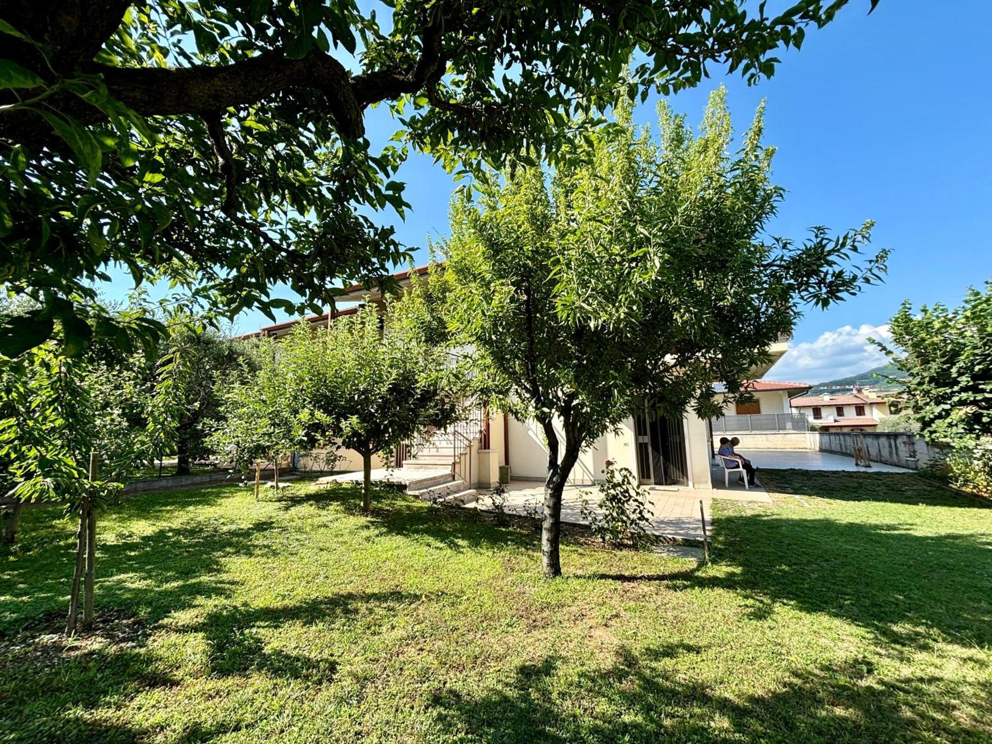 Casa Aurelio 2 Min Dall'Ospedale Negrar Dış mekan fotoğraf